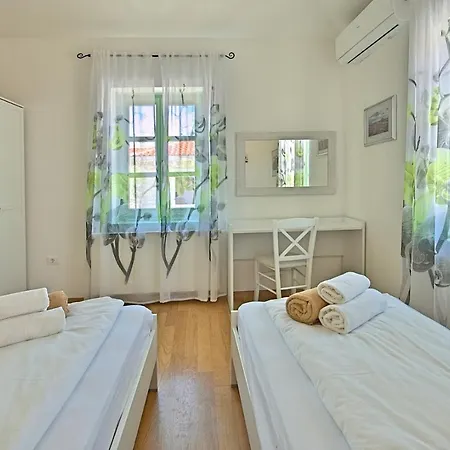 Exclusive Zeus Villa