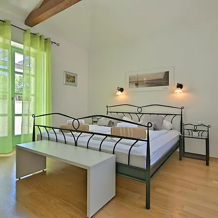Exclusive Zeus Villa Liznjan