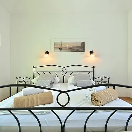 Exclusive Zeus Villa Ližnjan